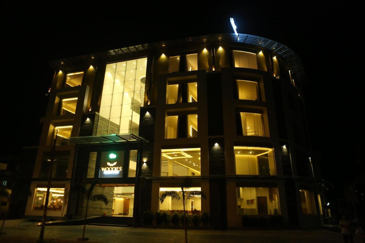 Woodies Bleisure Hotel Calecute Exterior foto